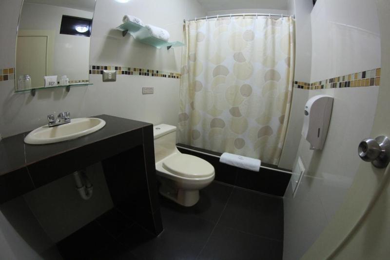 Posada Del Rey Hotel Трухильо Екстериор снимка